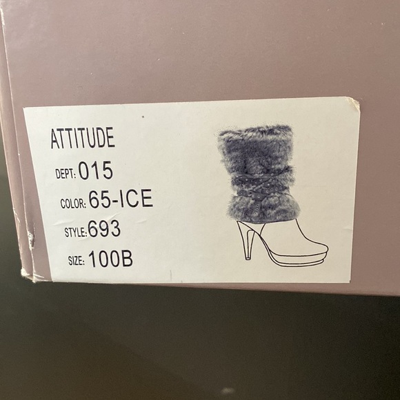 Bakers Attitude Boots with Faux Fur Sz 10 - Picture 12 of 13